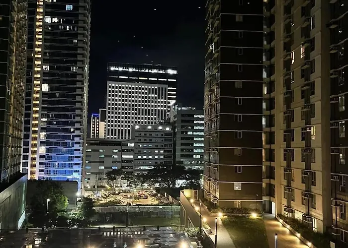 Avida Towers Riala It Park 4*